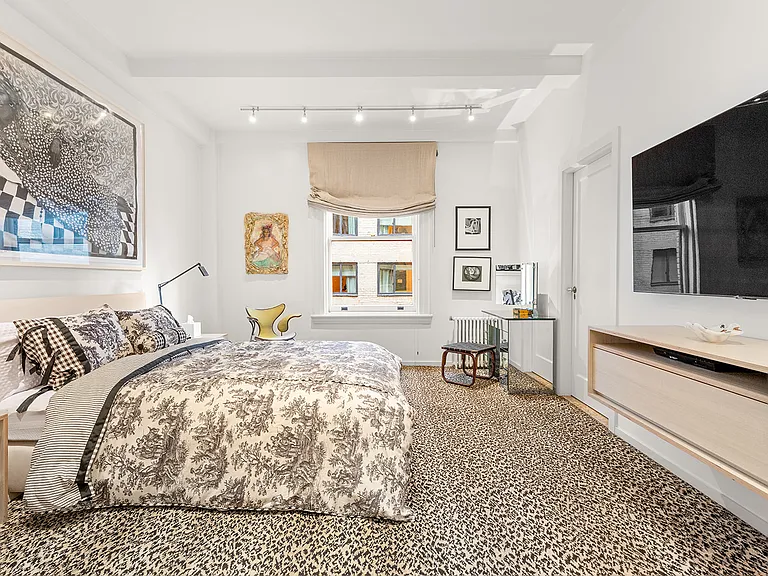 40 E 62nd St #6E — Photo 12