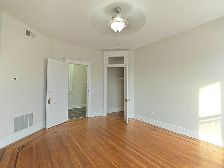 1478 Saint James Ct #5 — Photo 10