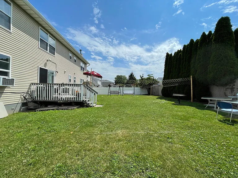 133 Burns Ave #2 — Photo 16