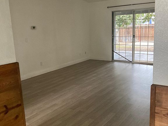 5th image of 16364 Silkwood Ct