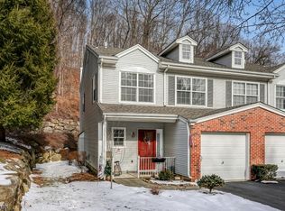 144 Brookside Ln, Mount Arlington, NJ 07856