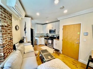 22 Moon St APT 3, Boston, MA 02113