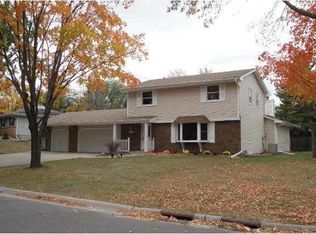2993 Furness St, Saint Paul, MN 55109