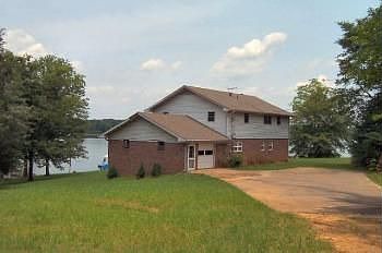 3rd image of 532 Brookdale Dr