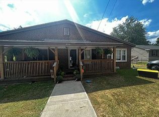 905 13th St, Roanoke Rapids, NC 27870