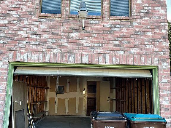 2nd image of 2946 Moss Plain Dr