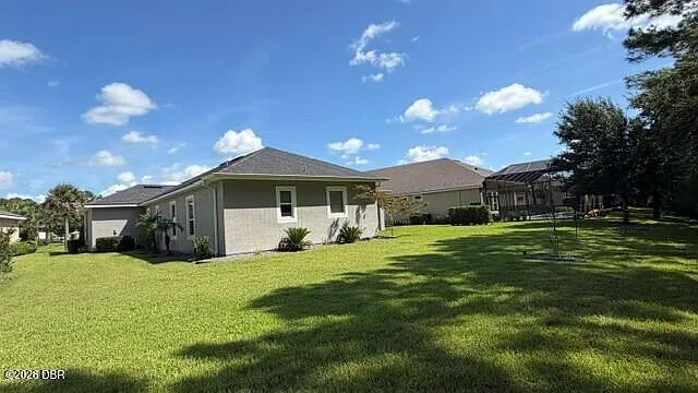 3 bed, 3.0 bath, 2251 sqft, $3,200 — Photo 4