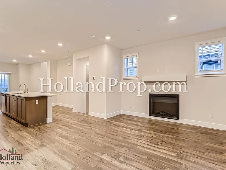 15974 NW Hosmer Ln — Photo 6
