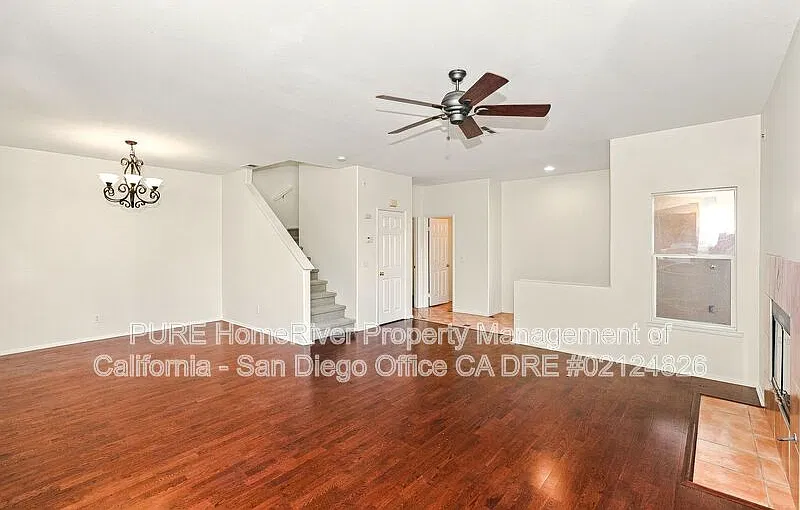 3 bed, 2.5 bath, 1800 sqft, $3,545 — Photo 4