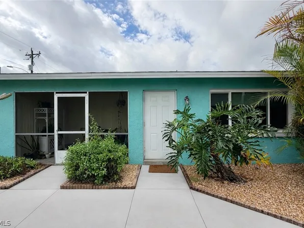 3032 SE Santa Barbara Pl APT 1, Cape Coral, FL 33904