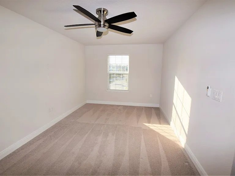 4358 Silver Creek St — Photo 15
