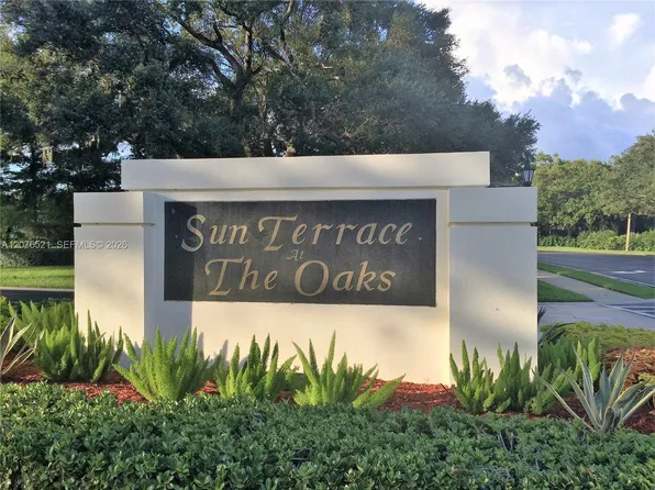 4802 Water Oak Ct, Palm Beach Gardens, FL 33410