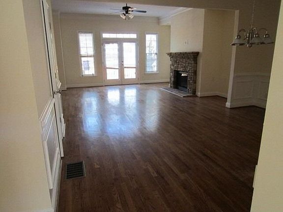3rd image of 3789 Elhew Ln SW