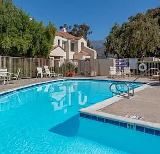 Well maintained community pool