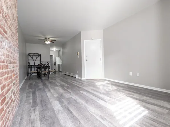 3033 Kennedy Boulevard image 1 of 19