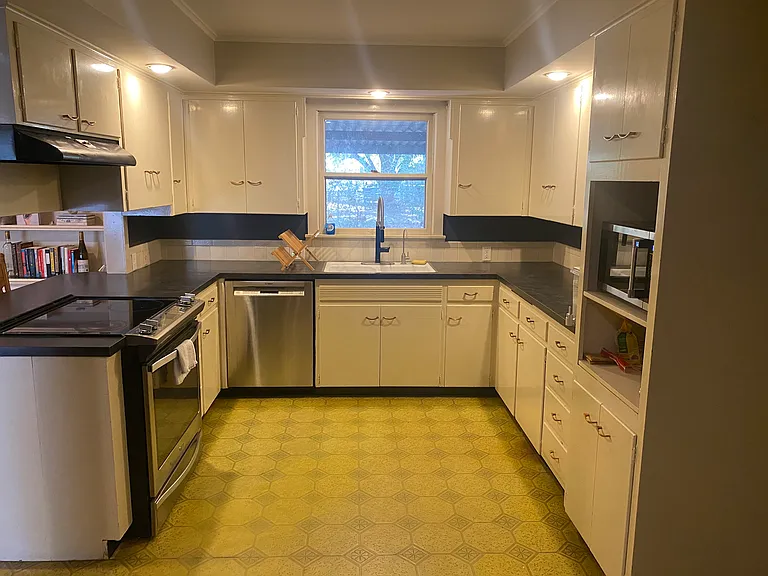 1510 Munger Dr — Photo 6