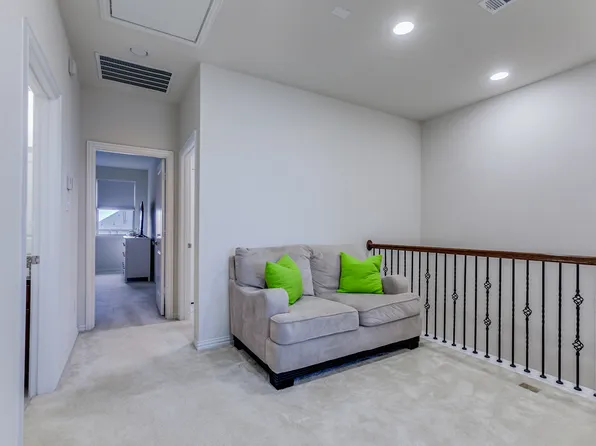 8254 Primrose Way, Dallas, TX 75252