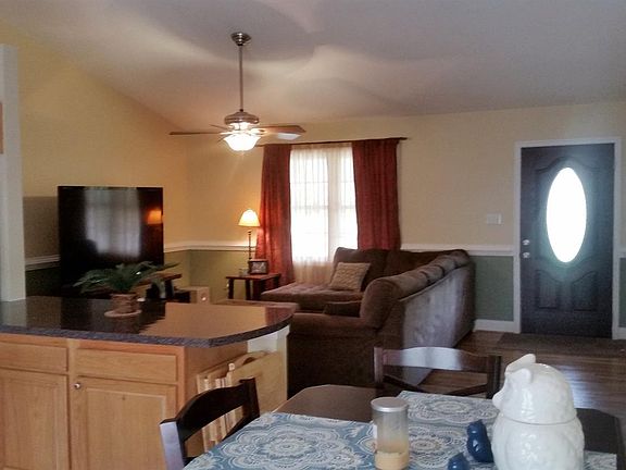 5th image of 2017 Woodcrest Dr