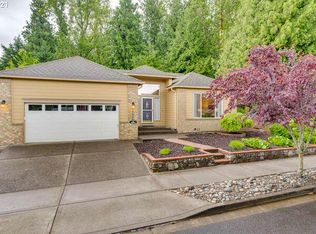 16416 NE Klickitat St, Portland, OR 97230