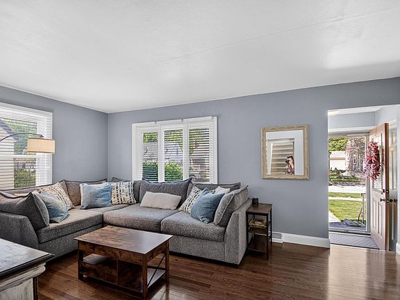 5th image of 6511 43rd AVENUE