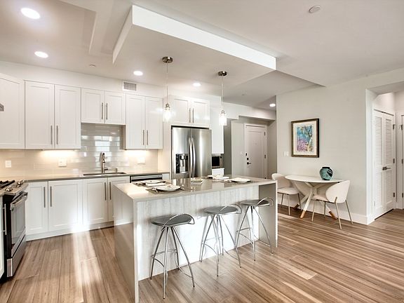 2nd image of 27 Jefferson St #105