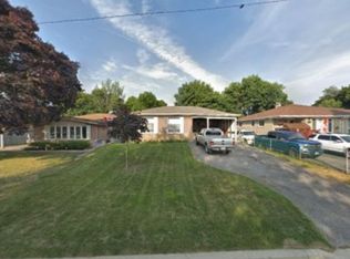 861 Krosno Blvd, Pickering, ON L1W 1H2