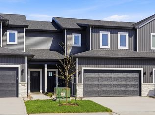 205 NE Doe Pointe Ln, Ankeny, IA 50021
