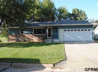 838 W 16th St, Wahoo, NE 68066