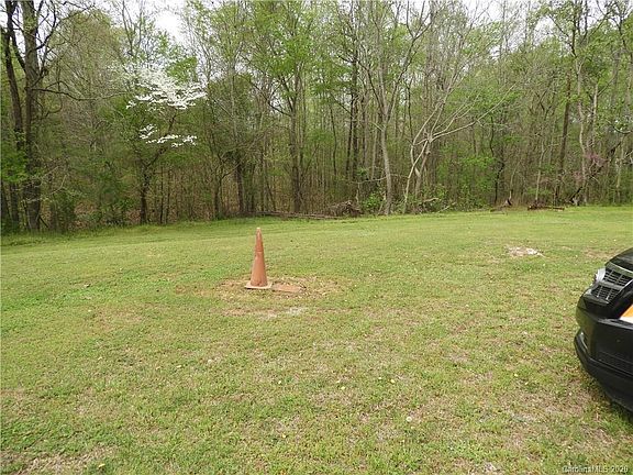 3rd image of 568 Winter Park Dr