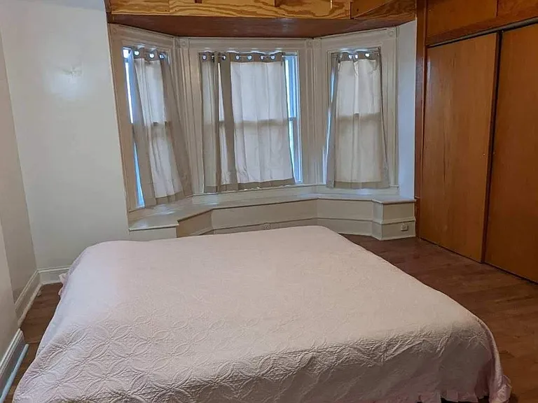 bed room