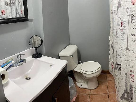4th image of 1234 S Union St