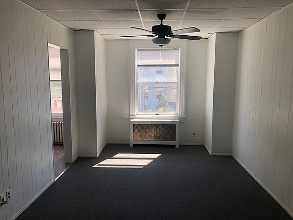 5th image of 34 Hausman St Floor 2