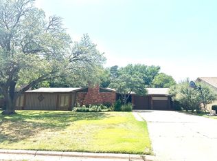 1111 Holliday St, Plainview, TX 79072