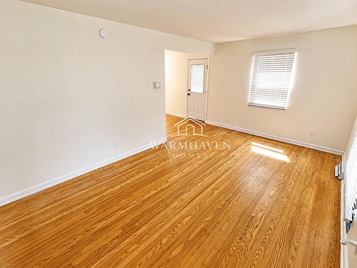 640 E Lake Ave — Photo 2