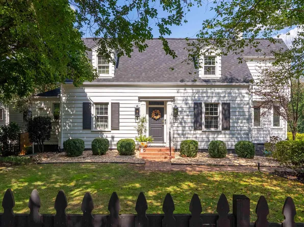 454 Longview Ter, Greenville, SC 29605