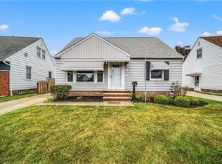 610 Pendley Rd, Willowick, OH 44095