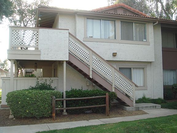 2nd image of 10263 Bell Gardens Dr Unit 4