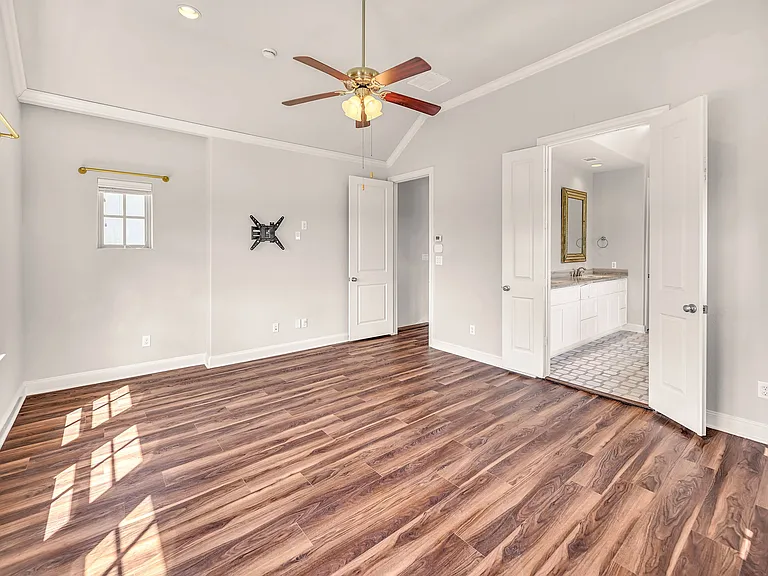 9644 Knight Rd — Photo 18
