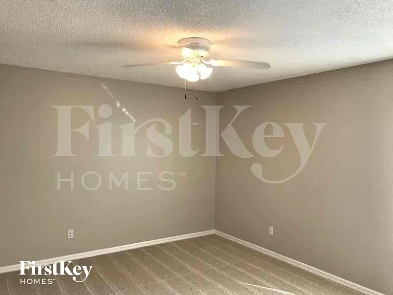 308 Forrest Crest Ct — Photo 9