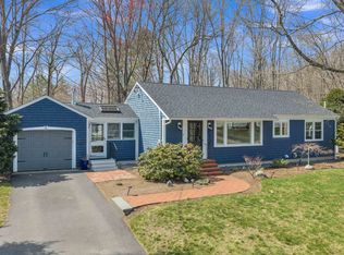 5 Meadow Ln, Exeter, NH 03833