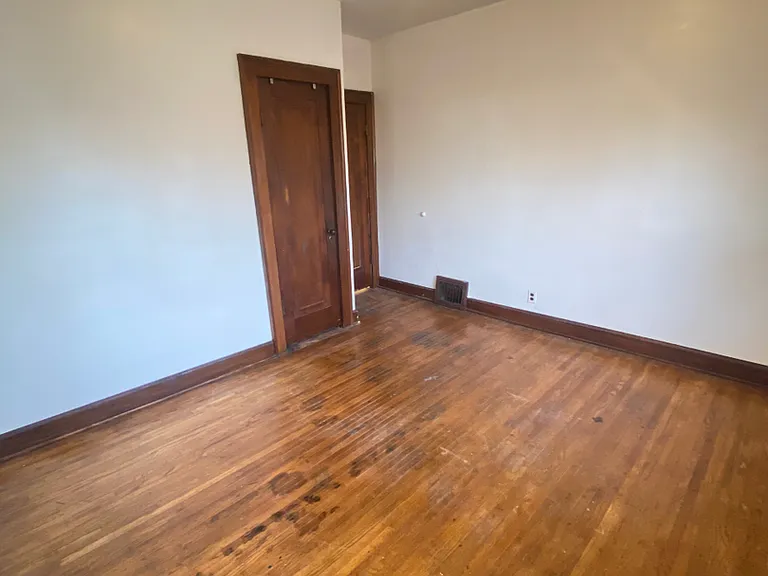 4525 Hillside St — Photo 10