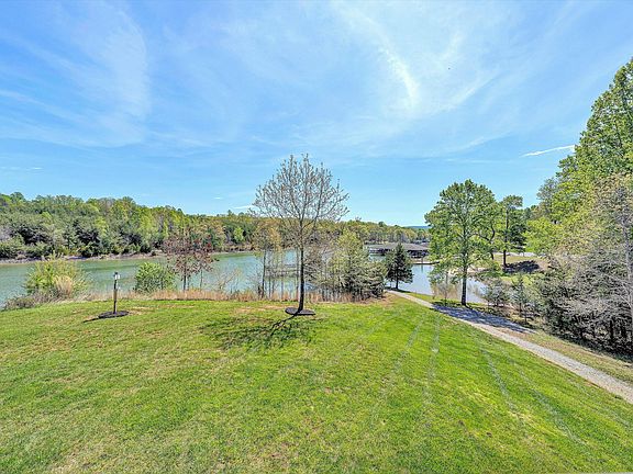 5th image of 1112 Coves End Rd