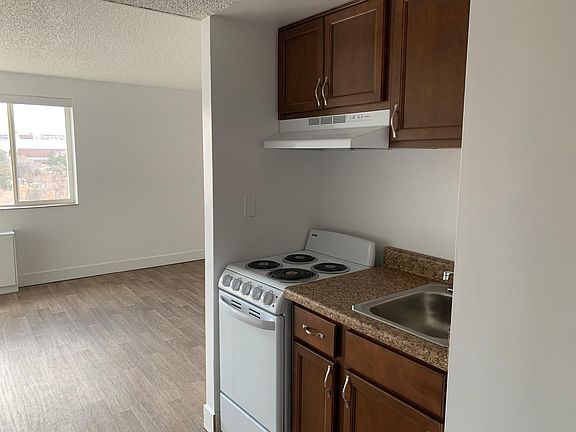 2nd image of 1320 E 500 S #1307