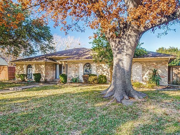 2nd image of 3101 Bullock Dr