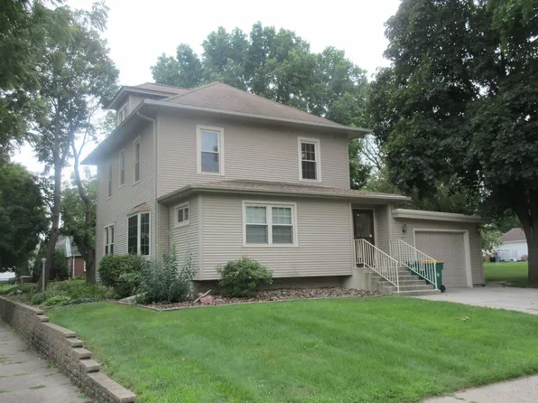 901 Sherman St, Jackson, MN 56143