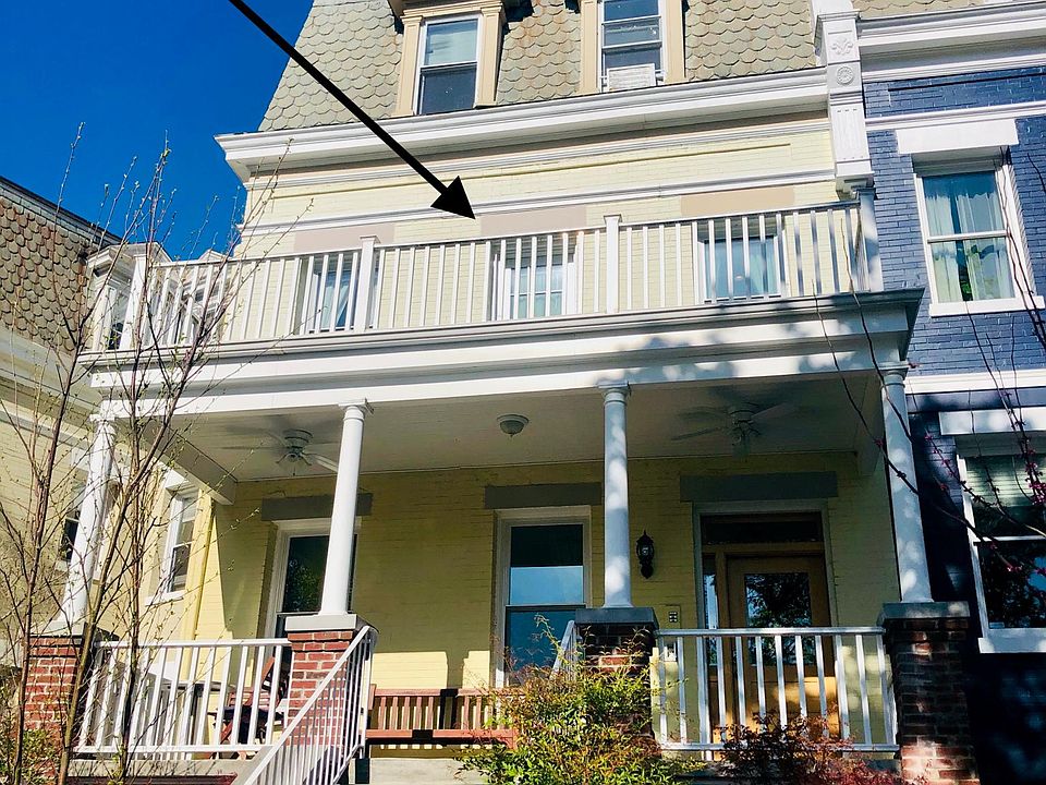 You have complete private access to the 2nd-floor deck.