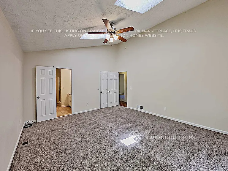 4042 Maxanne Dr NW — Photo 11