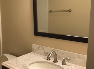 420 Ridgefield Ave, Stephens City, VA 22655