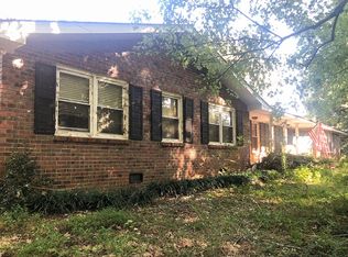 15 Crane Cir, White, GA 30184