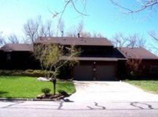 423 SW 6th St, Newton, KS 67114